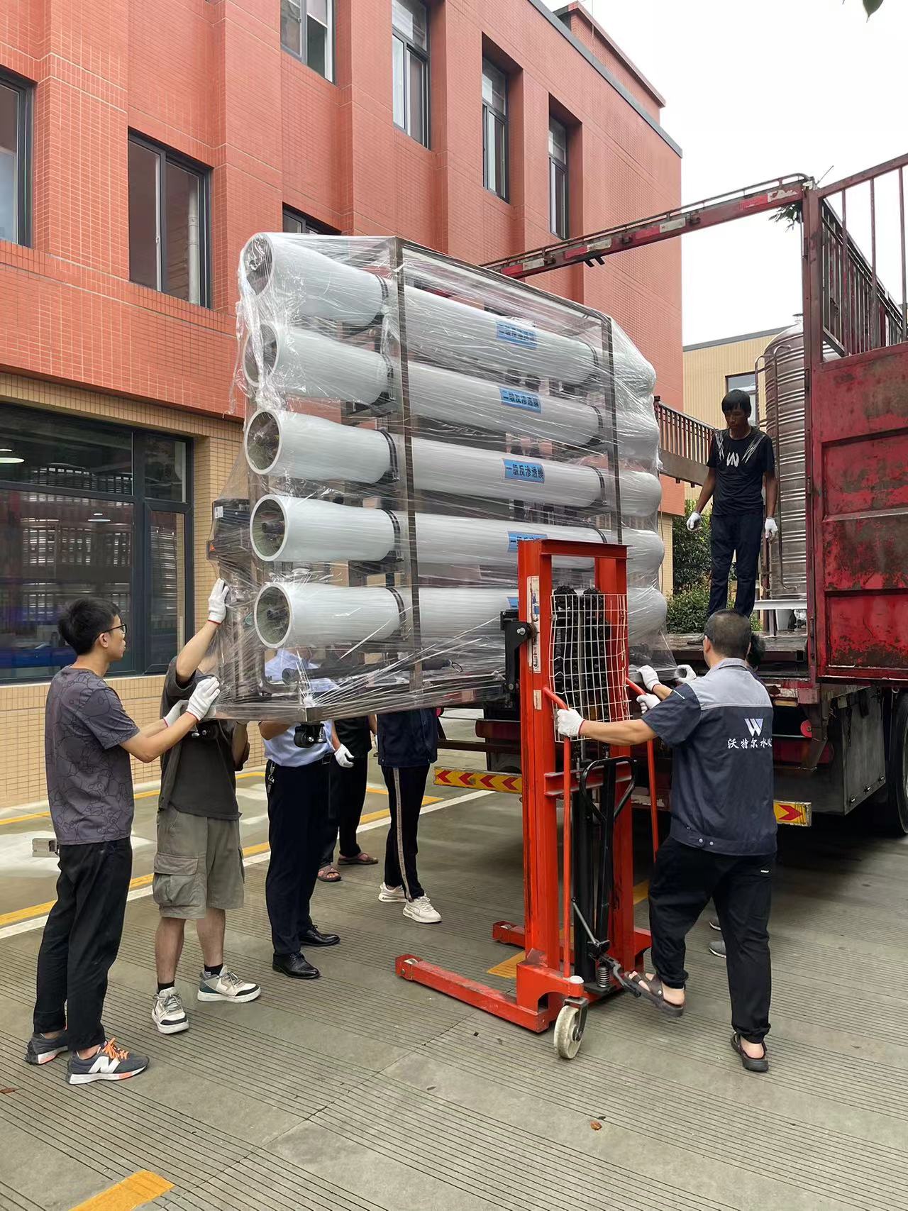 純水設(shè)備發(fā)貨現(xiàn)場 純水設(shè)備發(fā)貨現(xiàn)場